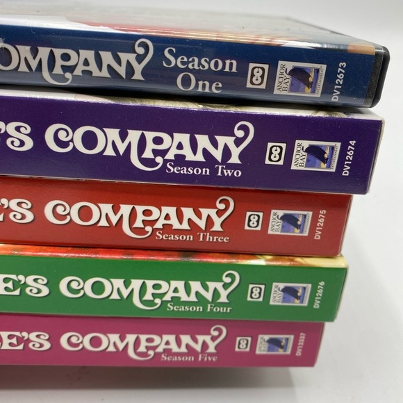 Three's Company TV Show  Series seasons 1- 5 (DVD, 2018, 17-Disc Set) - Picture 2 of 5
